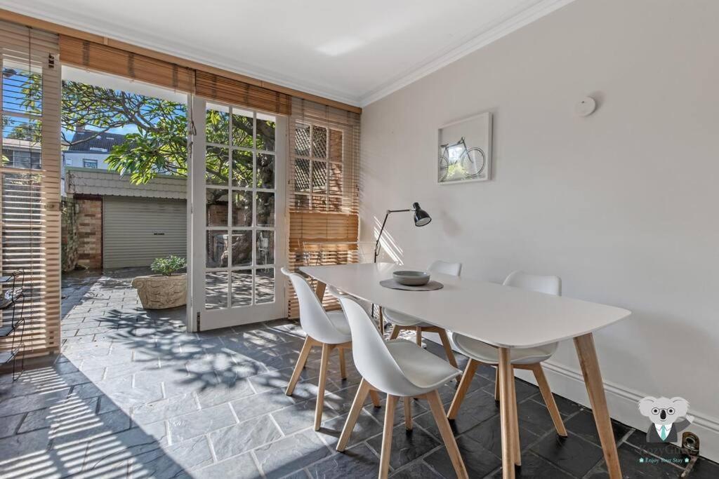 Glebe Cozy 2 Bedroom Stunning Terrace House / Ngl058 Sydney